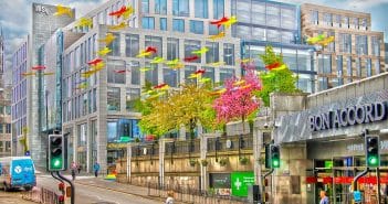 Le réseau, l’arme fatale des constructeurs de nouvelle génération